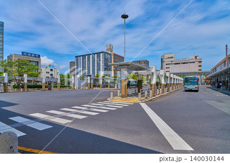 島根県松江市朝日町の松江駅北口とバス乗り場 島根県松江市朝日町の松江駅北口とバス乗り場 140030144