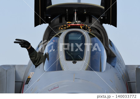戦闘機パイロット 戦闘機パイロット 140033772