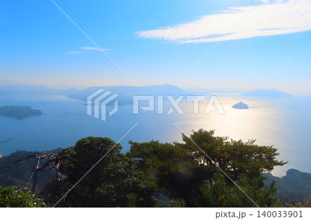 【広島県】宮島弥山山頂展望台から見える景色 140033901