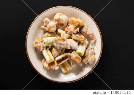 鶏もも　ねぎ塩焼き 140034110