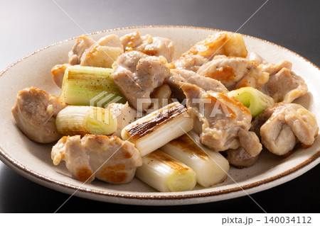 鶏もも ねぎ塩焼き 鶏もも ねぎ塩焼き 140034112