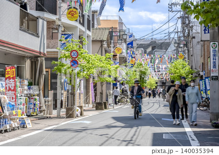東京都大田区の都市風景 おいで通り商店街 東京都大田区の都市風景 おいで通り商店街 140035394
