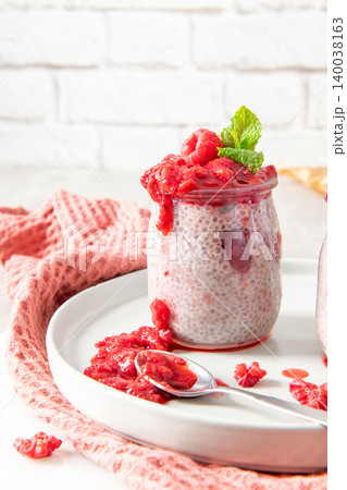 Single homemade raspberry chia seed pudding Single homemade raspberry chia seed pudding 140038163