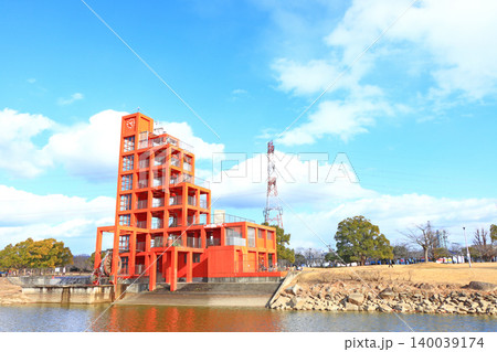 愛知県春日井市、落合公園フォリー水の塔の風景 愛知県春日井市、落合公園フォリー水の塔の風景 140039174