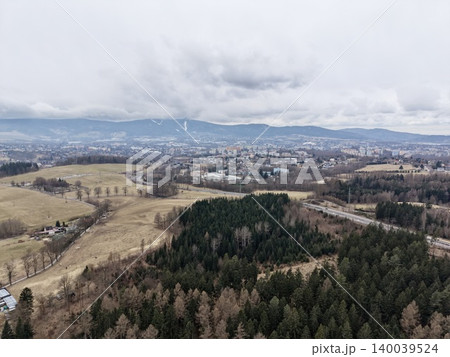 Photographer captures sprawling industrial valley with mixed ecosystems and active transport connections Photographer captures sprawling industrial valley with mixed ecosystems and active transport connections 140039524
