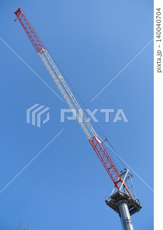 クレーンと青空 140040704