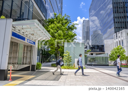 横浜市西区の都市風景 新高島駅連絡口 横浜市西区の都市風景 新高島駅連絡口 140042165