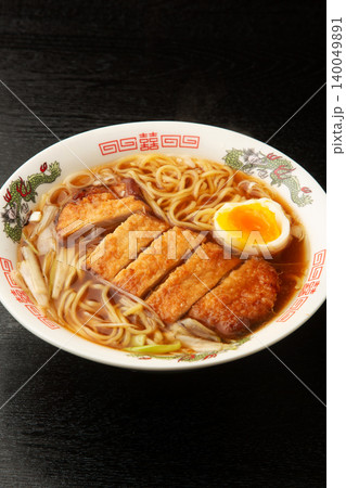 日本風パーコー麺(豚ロース) 日本風パーコー麺(豚ロース) 140049891