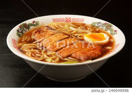 日本風パーコー麺(豚ロース) 日本風パーコー麺(豚ロース) 140049896