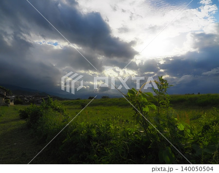 雨上がりの風景 雨上がりの風景 140050504