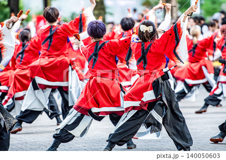 観客全てを熱くするよさこい祭り 140050603