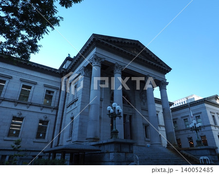 大都会大阪の歴史を今に伝えるクラシカルな近代建築外観 140052485