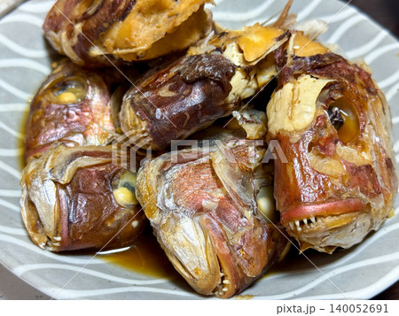 真鯛のあら煮(兜煮) 真鯛のあら煮(兜煮) 140052691