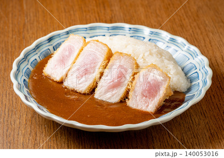 豚カツカレー サクサク豚カツと濃厚カレーの人気洋食 豚カツカレー サクサク豚カツと濃厚カレーの人気洋食 140053016