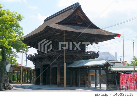 国府宮神社 境内から見た楼門 重要文化財 国府宮神社 境内から見た楼門 重要文化財 140055119
