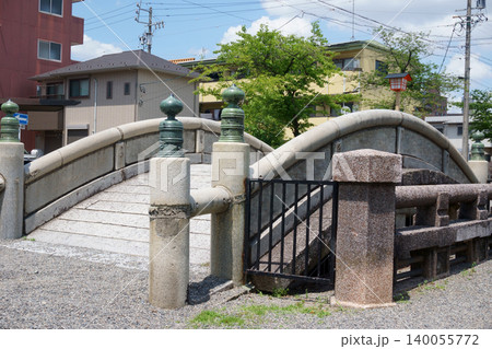 国府宮神社　太鼓橋3 140055772