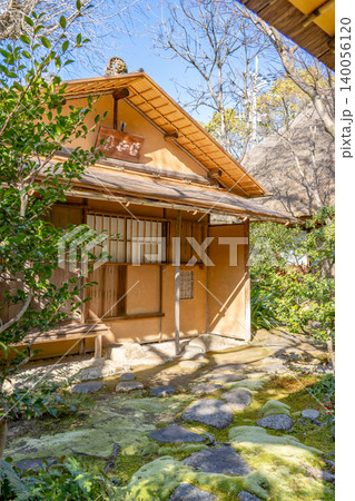 京都 東山山麓の真葛が原 茶室:皆如庵(平安末期の歌僧 西行法師終焉の地) 京都 東山山麓の真葛が原 茶室:皆如庵(平安末期の歌僧 西行法師終焉の地) 140056120