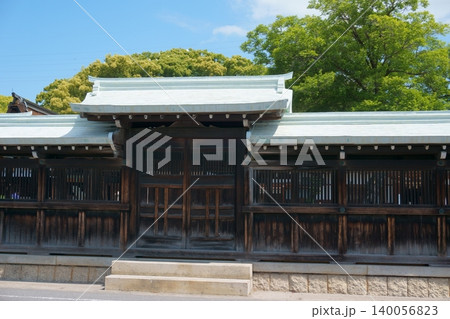 国府宮神社 外塀に造られた入口 国府宮神社 外塀に造られた入口 140056823