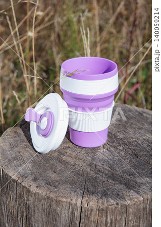 Violet-white foldable silicone cup for drinks Violet-white foldable silicone cup for drinks 140059214