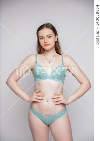 Portrait of a beautiful woman Portrait of a beautiful woman 140059554