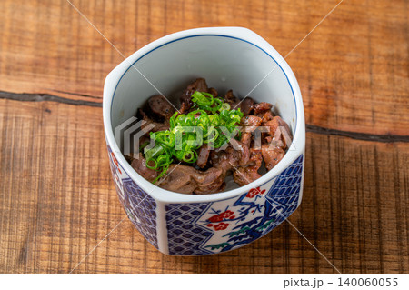 ずり皮ポン酢 さっぱり味わう鶏皮と砂ずりの一品 ずり皮ポン酢 さっぱり味わう鶏皮と砂ずりの一品 140060055