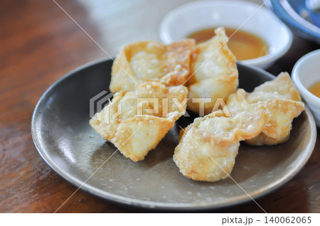 Chinese dumpling, dumpling or wonton or fried wonton or gyoza or Japanese fried dumpling Chinese dumpling, dumpling or wonton or fried wonton or gyoza or Japanese fried dumpling 140062065