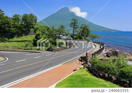 瀬平公園から望む開聞岳 鹿児島県南九州市 瀬平公園から望む開聞岳 鹿児島県南九州市 140063355
