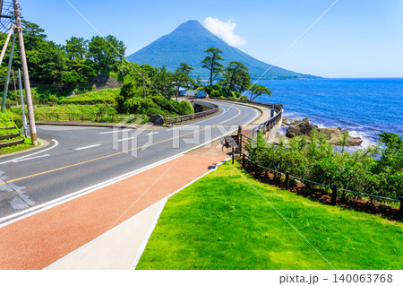 瀬平公園から望む開聞岳 鹿児島県南九州市 140063768