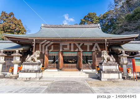 京都東山　京都霊山護国神社　拝殿（維新の志士を祀る） 140064845