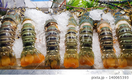 Fresh Asian Lobsters On Ice For Sale In Market. 140065393