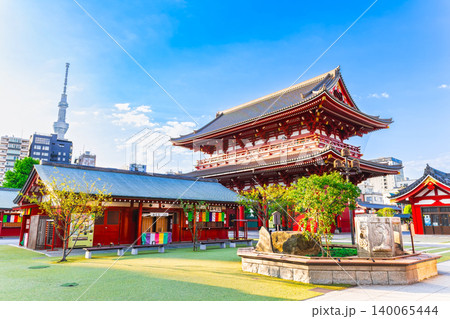 浅草寺 宝蔵門と東京スカイツリー 浅草寺 宝蔵門と東京スカイツリー 140065444