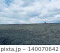 広大な海に広がる砂丘 140070642