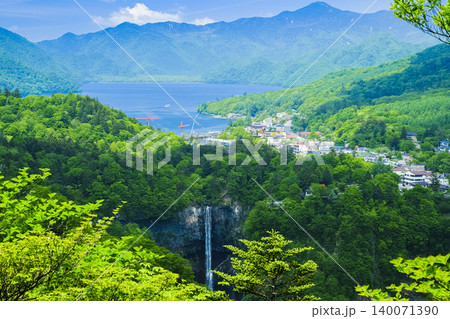 新緑の明智平から望む、中禅寺湖 140071390