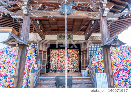 京都東山 金剛寺 八坂庚申堂(日本最初の庚申堂)日本三庚申の一つ(カラフルなくくり猿を奉納) 京都東山 金剛寺 八坂庚申堂(日本最初の庚申堂)日本三庚申の一つ(カラフルなくくり猿を奉納) 140071957