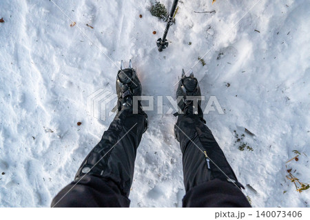 雪山の日光白根山の登山ルートとその周辺 140073406