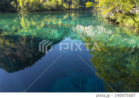 Beautiful view of the Panda Lake at the Rize Valley in Jiuzhaigou nature reserve (Jiuzhai Valley National Park), China Beautiful view of the Panda Lake at the Rize Valley in Jiuzhaigou nature reserve (Jiuzhai Valley National Park), China 140073887