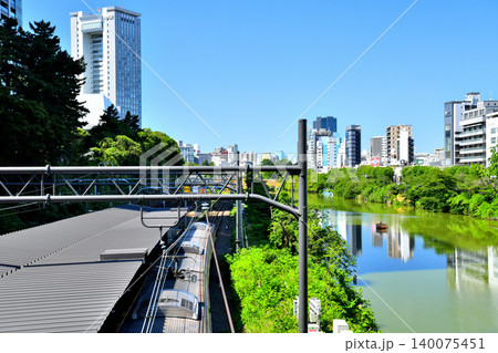 JR飯田橋駅付近より市ヶ谷方面を望む(東京都千代田区、新宿区)【2026.5】 JR飯田橋駅付近より市ヶ谷方面を望む(東京都千代田区、新宿区)【2026.5】 140075451