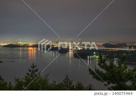 日本の岡山県倉敷市の鷲羽山から見たとても美しい夜景 140075464