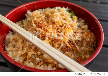 日本の香川県で食べたとても美味しい讃岐うどん 140075734