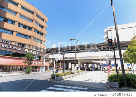 東京・高円寺 高円寺駅の駅前風景(南口) 東京・高円寺 高円寺駅の駅前風景(南口) 140076413