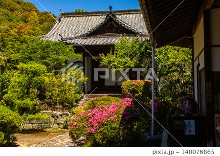 萬福寺 和む布袋座像のご利益：商売繁盛,開運招福,学業成就,健康長寿 140076865
