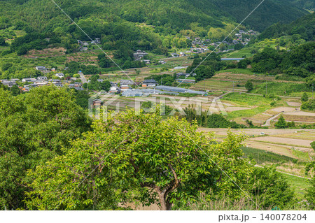 稲渕の棚田 秘密の展望台からの景観 奈良県明日香村 稲渕の棚田 秘密の展望台からの景観 奈良県明日香村 140078204