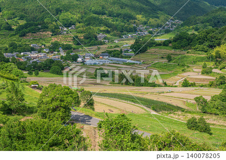稲渕の棚田 秘密の展望台からの景観 奈良県明日香村 稲渕の棚田 秘密の展望台からの景観 奈良県明日香村 140078205