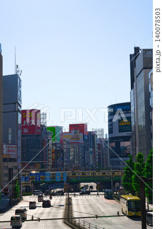 【東京都】6月・朝の西新宿 【東京都】6月・朝の西新宿 140078503