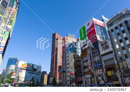 【東京都】6月・朝の西新宿 【東京都】6月・朝の西新宿 140078967