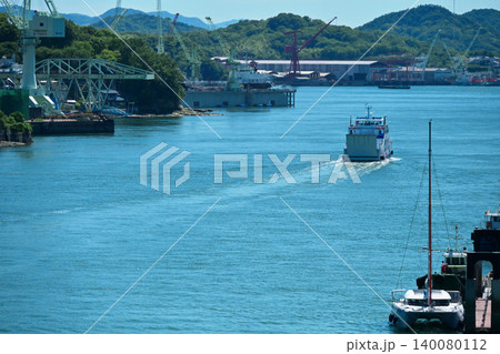 夏の瀬戸内海船旅!フェリーが旅情を高める 夏の瀬戸内海船旅!フェリーが旅情を高める 140080112