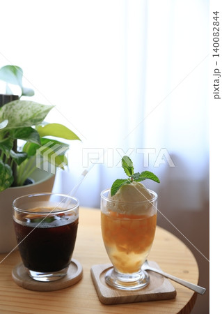アイスコーヒーとゼリーアイスクリームのせ アイスコーヒーとゼリーアイスクリームのせ 140082844