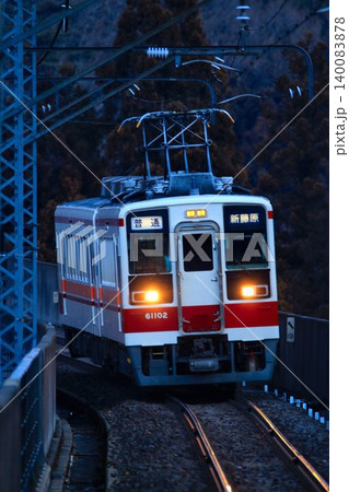 晩冬の朝・奥鬼怒路へ… 川治温泉駅へ『6050系』 晩冬の朝・奥鬼怒路へ… 川治温泉駅へ『6050系』 140083878