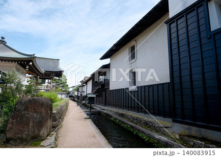 岐阜県飛騨市_瀬戸川と白壁土蔵街8_2025年6月 岐阜県飛騨市_瀬戸川と白壁土蔵街8_2025年6月 140083915