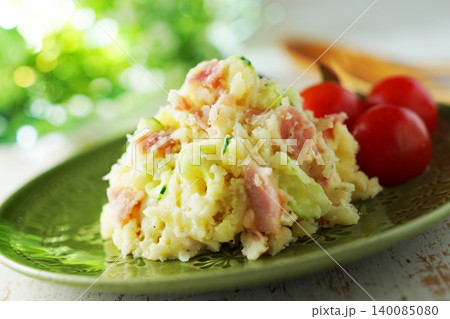 ポテトサラダ 140085080